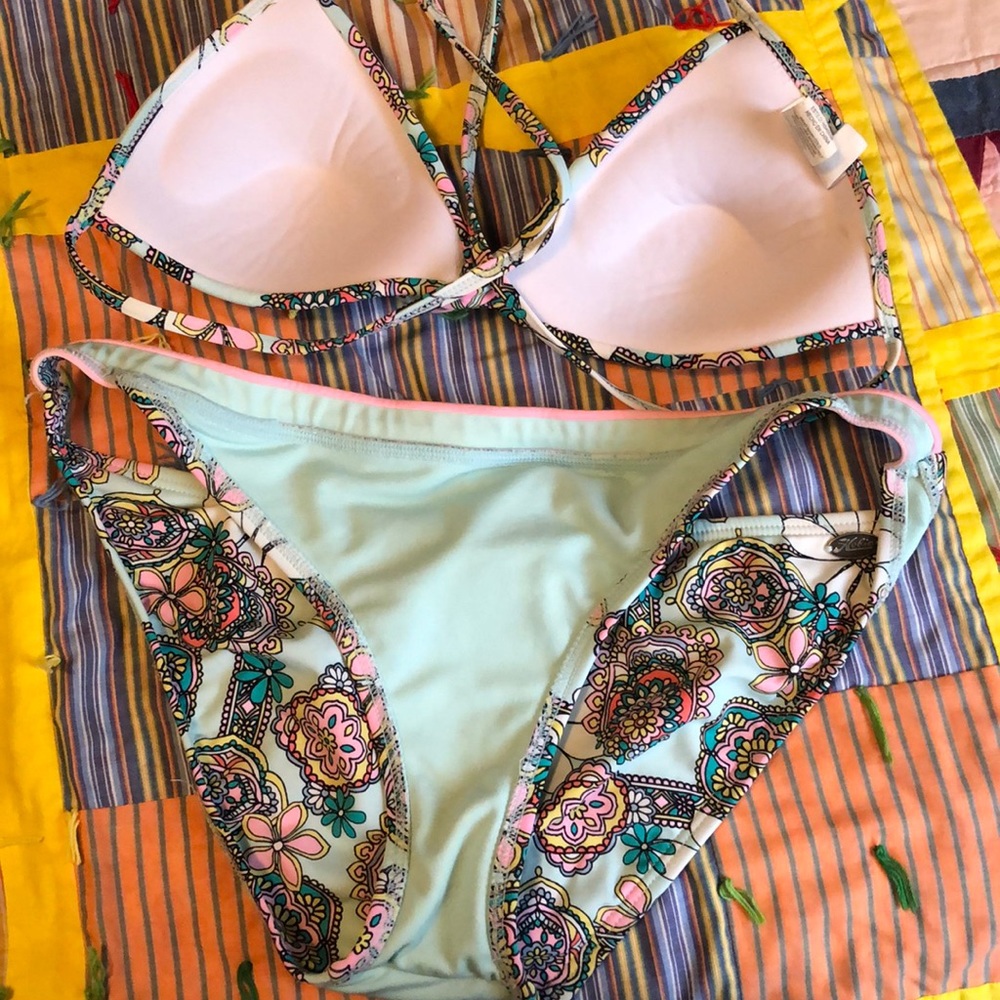 Bathing suit - Picture 5 of 5